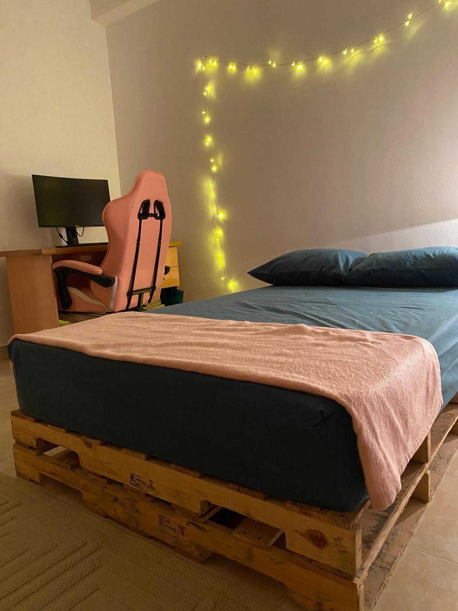 Homestay 15 Minutes From Airport *